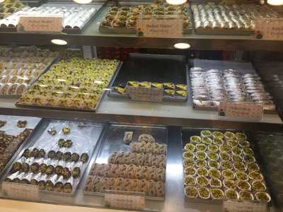 Svadu Sweets & Savouries
