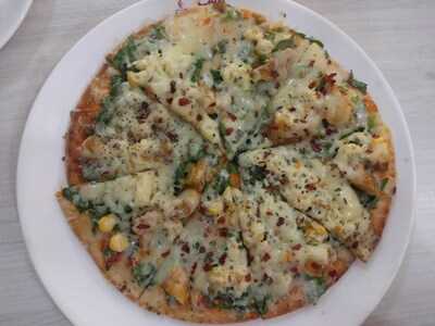 Mama Mia Gelato & Patisserie