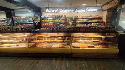 Adayar Anandha Bhavan