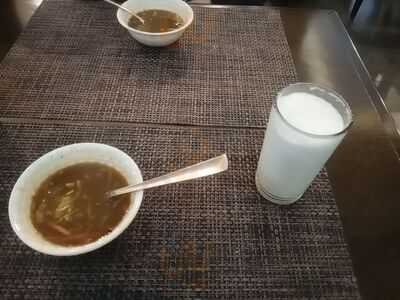 Highway, Hotel Abu Palace