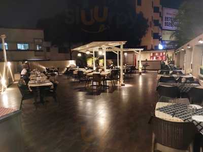 Shruti Restaurant Bar