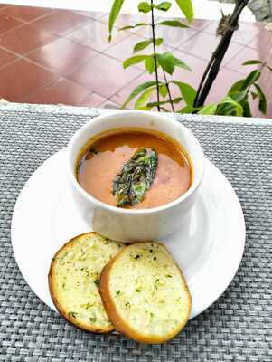 Lemon Grass Restaurant