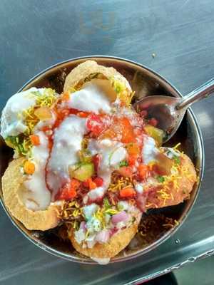 Badhai Sweet & Dry Fruits