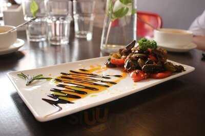 Risalo Restaurant & Pizzeria