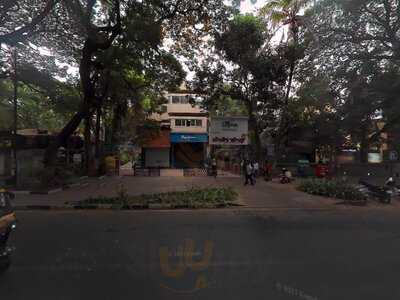 Hotel Rutugandh Restaurant