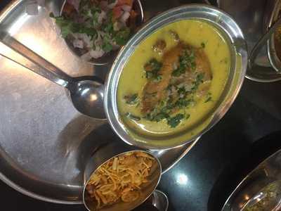 Misal Ani Barech Kahi