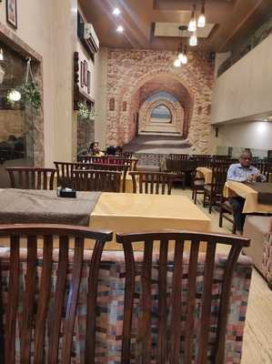 Saffron Restaurant & Bar