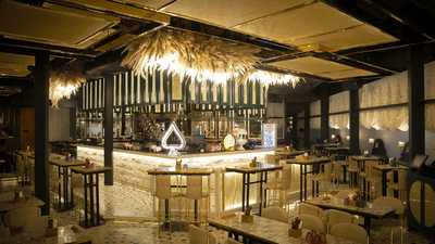 2bhk Diner & Key Club