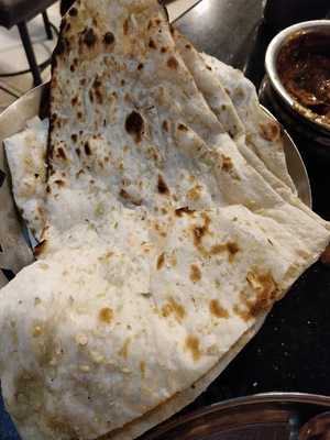 New Hyderabadi Biryani House