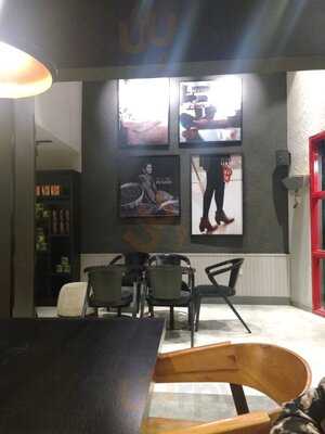 Cafe Coffee Day - Lulla Nagar