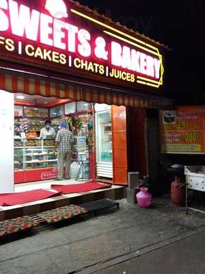 Poorna Sweets And Bakery