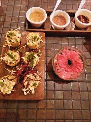 The Burger Bites Cafe