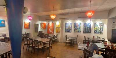 The Burger Bites Cafe