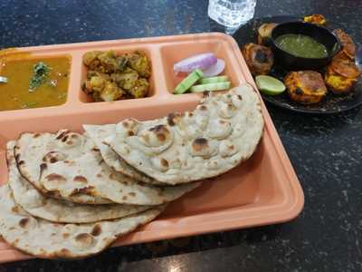 New Punjabi Hotel Restaurant