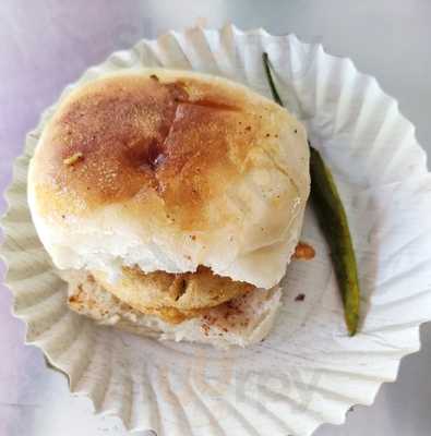 Pattaka Vada Pav
