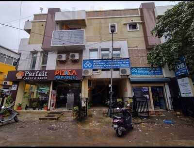 Sri Bavani Hotel Restaurant