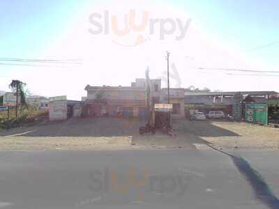 Hotel Poona Family Garden Restaurant