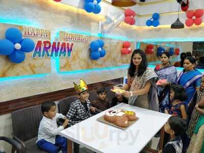 Hotel Shivneri Restaurant