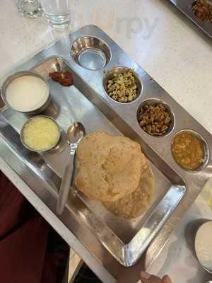 Uttara Karnataka Jolada Rotti Meals