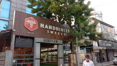 Nandhiniee Sweets