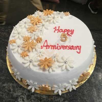 Carnival Cakes & Breads