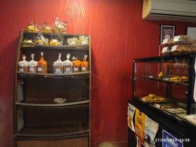 Carnival Cakes & Breads