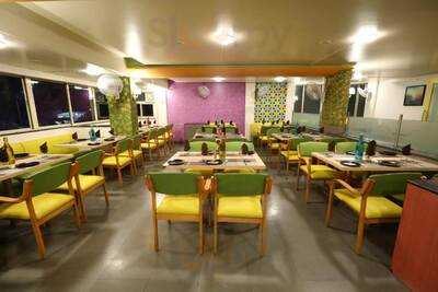 Kirti Restaurant & Bar