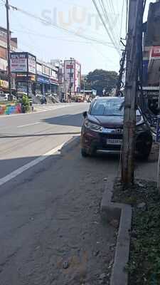 Reddy Restaurant & Bar