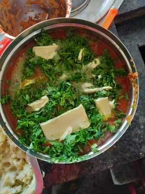 Maaoli Snacks Center