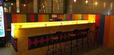 90 Degree Resto & Lounge