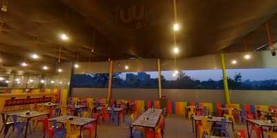 90 Degree Resto & Lounge