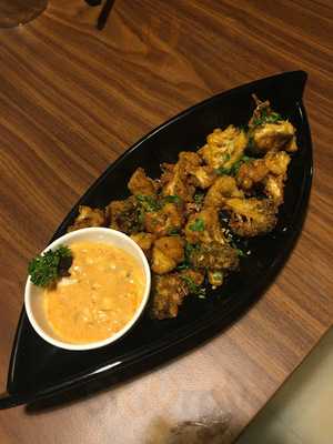 Pizzaronee By Gourmet Chef's