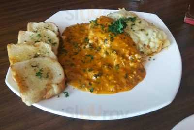 Pizzaronee By Gourmet Chef's