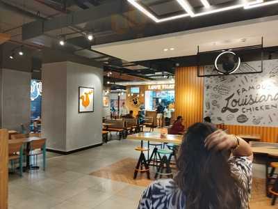 Poppeyes Multicusine Restaurant