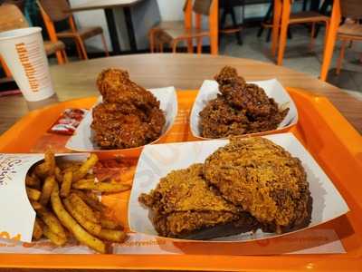 Poppeyes Multicusine Restaurant