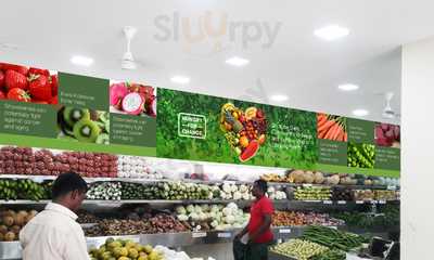 Real Pazhamudhir Nilayam