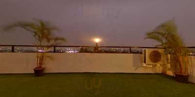 Hotel Sky Light Restaurant