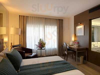 Durga Restaurant & Bar