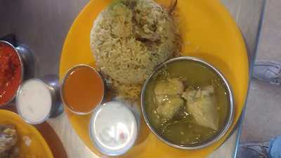 Chicken Den Restaurant