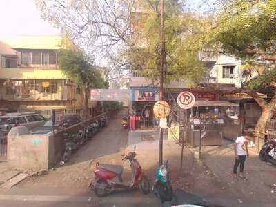 Hotel Manesh Restaurant