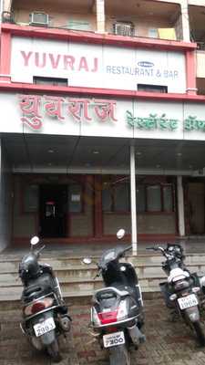 Hotel Yuvraj Restaurant