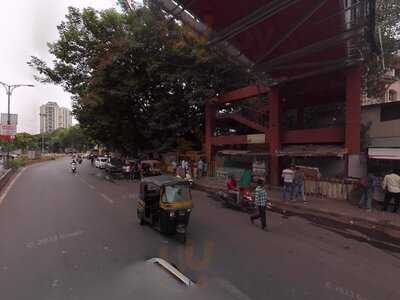 Shree Sidhivinayak Vadapav Centre