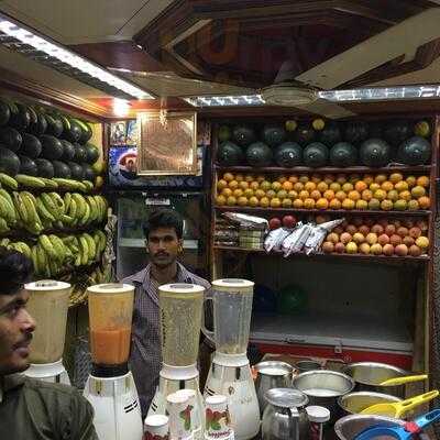 Om Ganesha Fruit Juice Centre