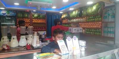 Om Ganesha Fruit Juice Centre