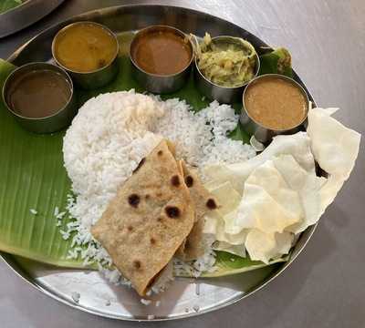 Hotel Sri Saravana Bhavan Restaurant