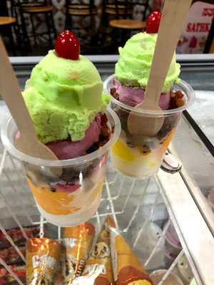 Sri Sathkar Ice Cream