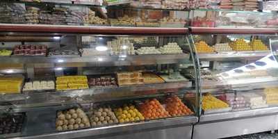 Manpasand Mithaiwale