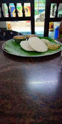 Hotel Aksayapavan Restaurant