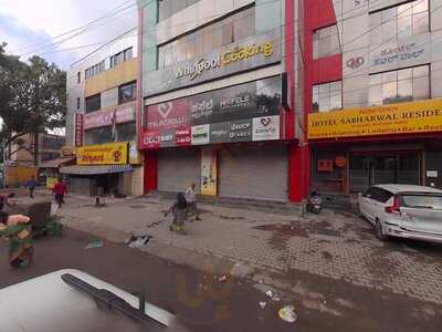 Caramba Lounge Bar & Restaurant