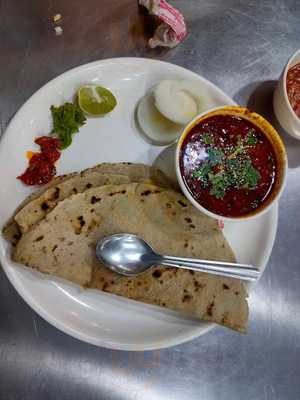 Aswad Juice & Pav Bhaji
